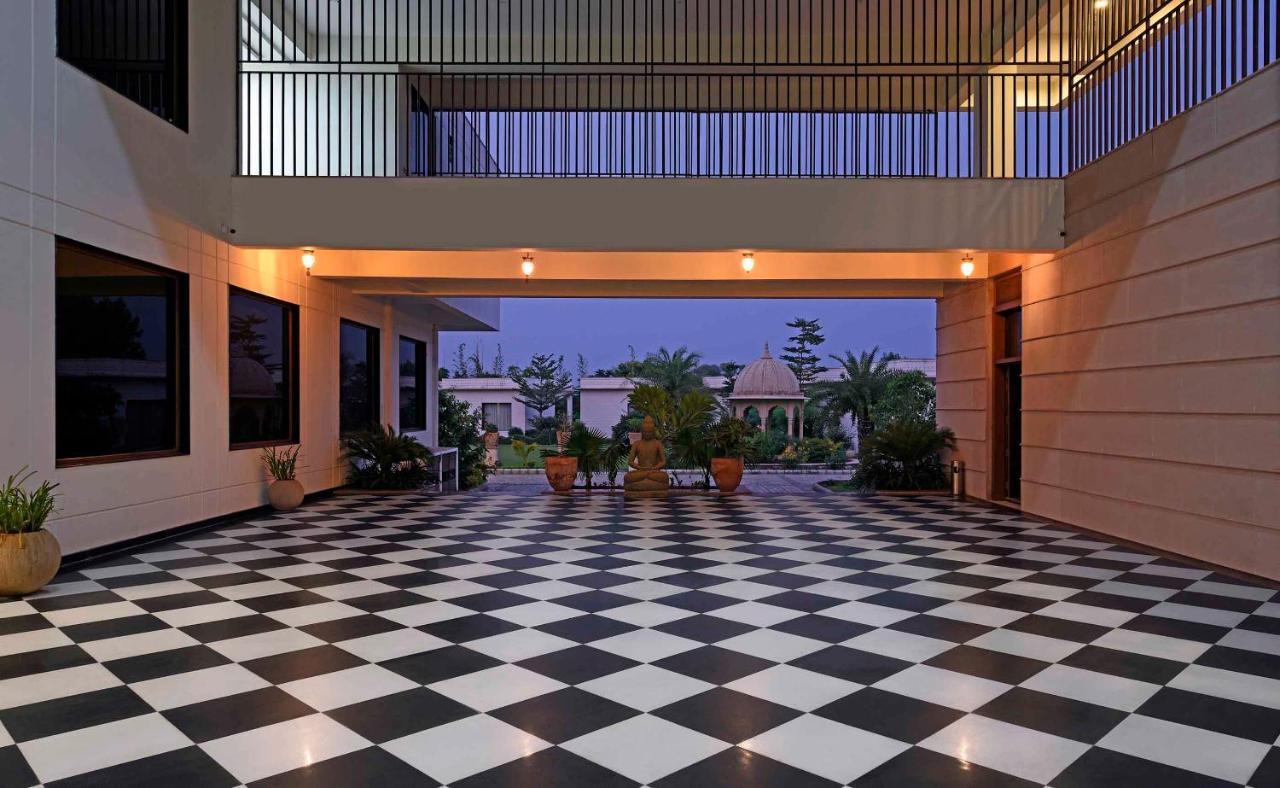 Clarks Safari Ranthambore Khilchīpur Exterior foto