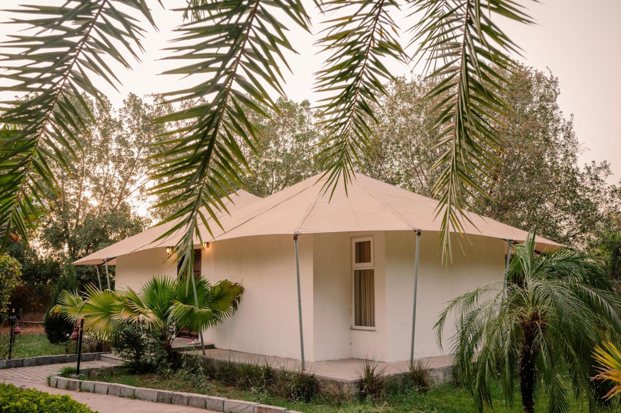 Clarks Safari Ranthambore Khilchīpur Exterior foto